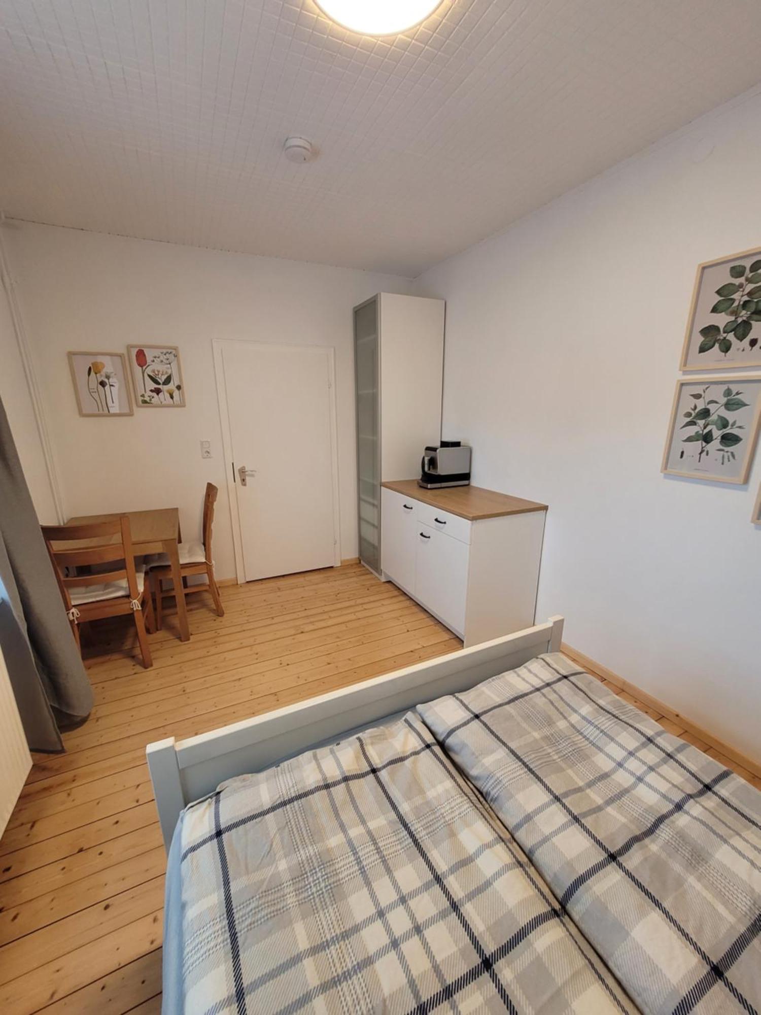 Ruhige, Kleine Unterkunft In Weyhe, Naehe Bremen Exteriör bild